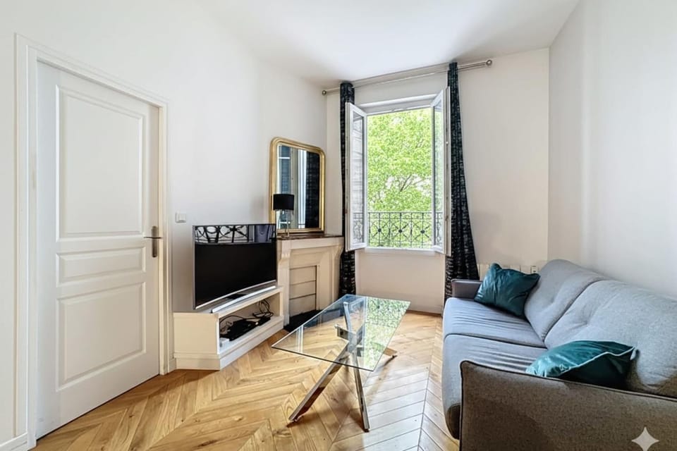 Apartment near Montmartre Apartment in Paris