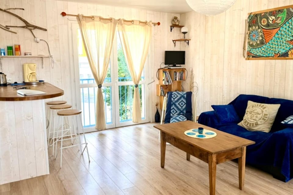 Bright and well decorated nest in La Rochelle Apartment in La Rochelle