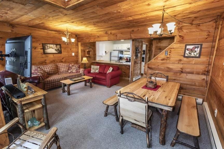 Seven Springs - Swiss Mountain 3 Bedroom Standard Condo, Near Golf Course condo Apartment in Pennsylvania