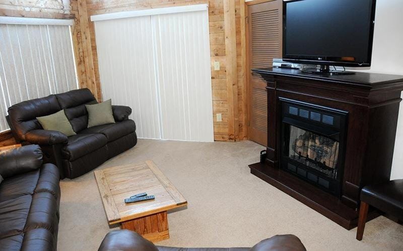 Seven Springs Stoneridge 3 BR Loft Standard Condo, Pet Friendly! Apartment in Seven Springs