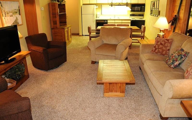 Seven Springs Stoneridge 3 Bedroom Standard Condo - Ski-In Out, Pet Friendly! condo Apartment in Seven Springs