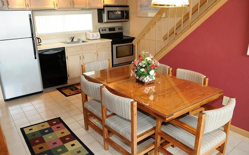 Seven Springs Stoneridge 4 Bedroom Standard Condo, Ski-In Out! condo Apartment in Seven Springs