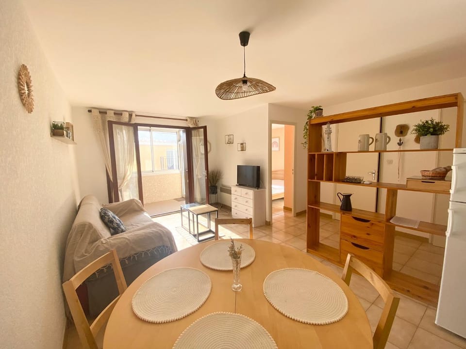 AS23037 -P2 avec parking privé à 2 pas de la plage Apartment in Le Grau-du-Roi