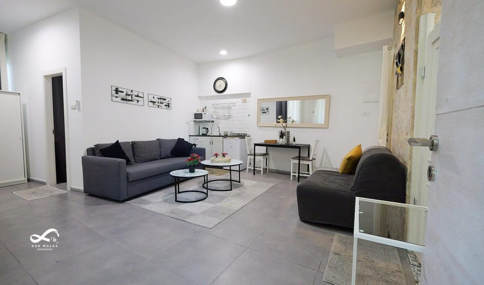 Mamila space Apartment in Jerusalem