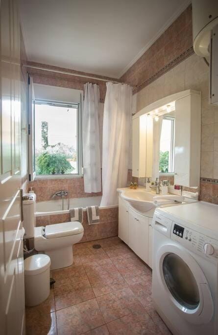 Koryfo Penthouse, 3km from Corfu Old Town (Kanoni) Apartment in Corfu