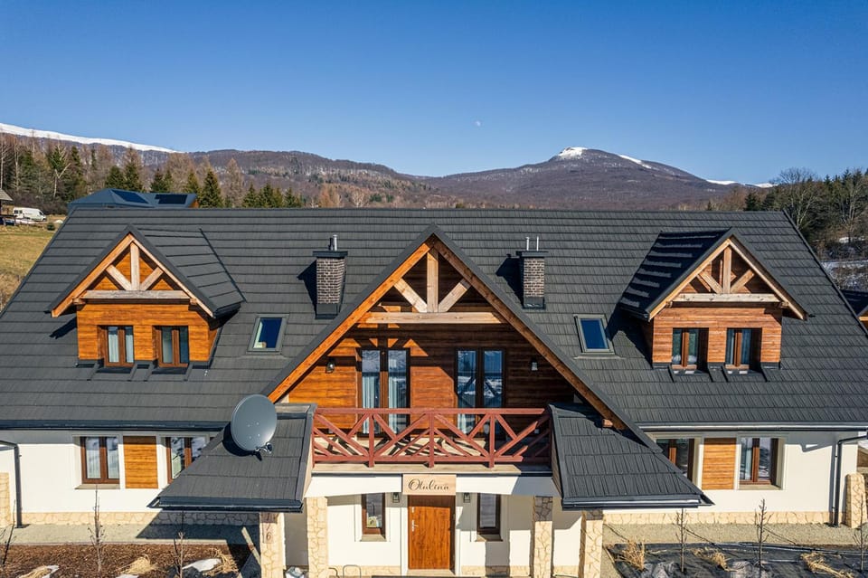 Property building, Day, Natural landscape, Mountain view