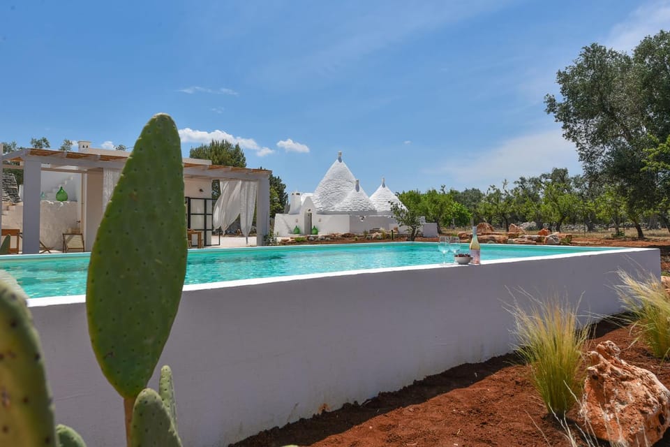 Property building, Swimming pool