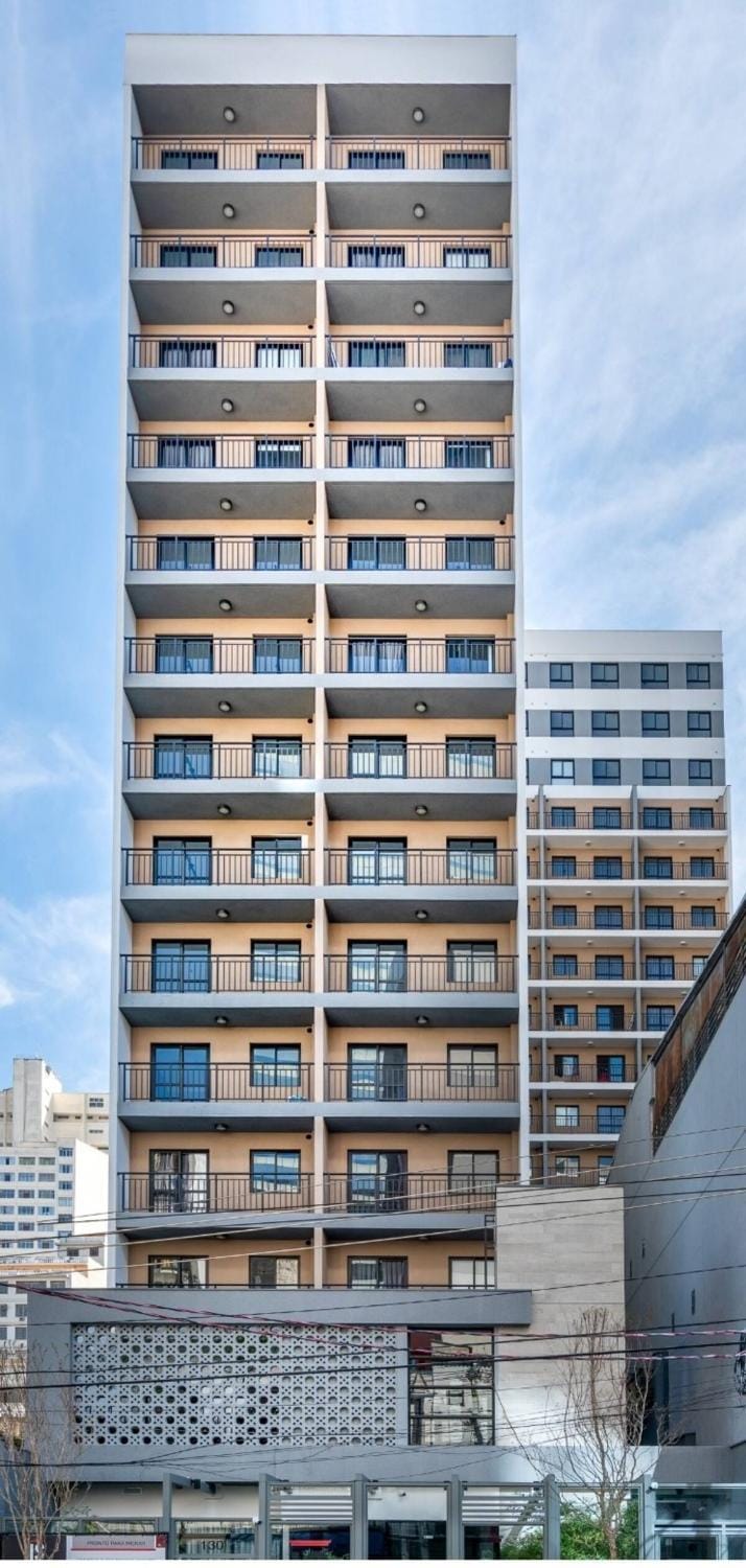 Property building, Day, City view
