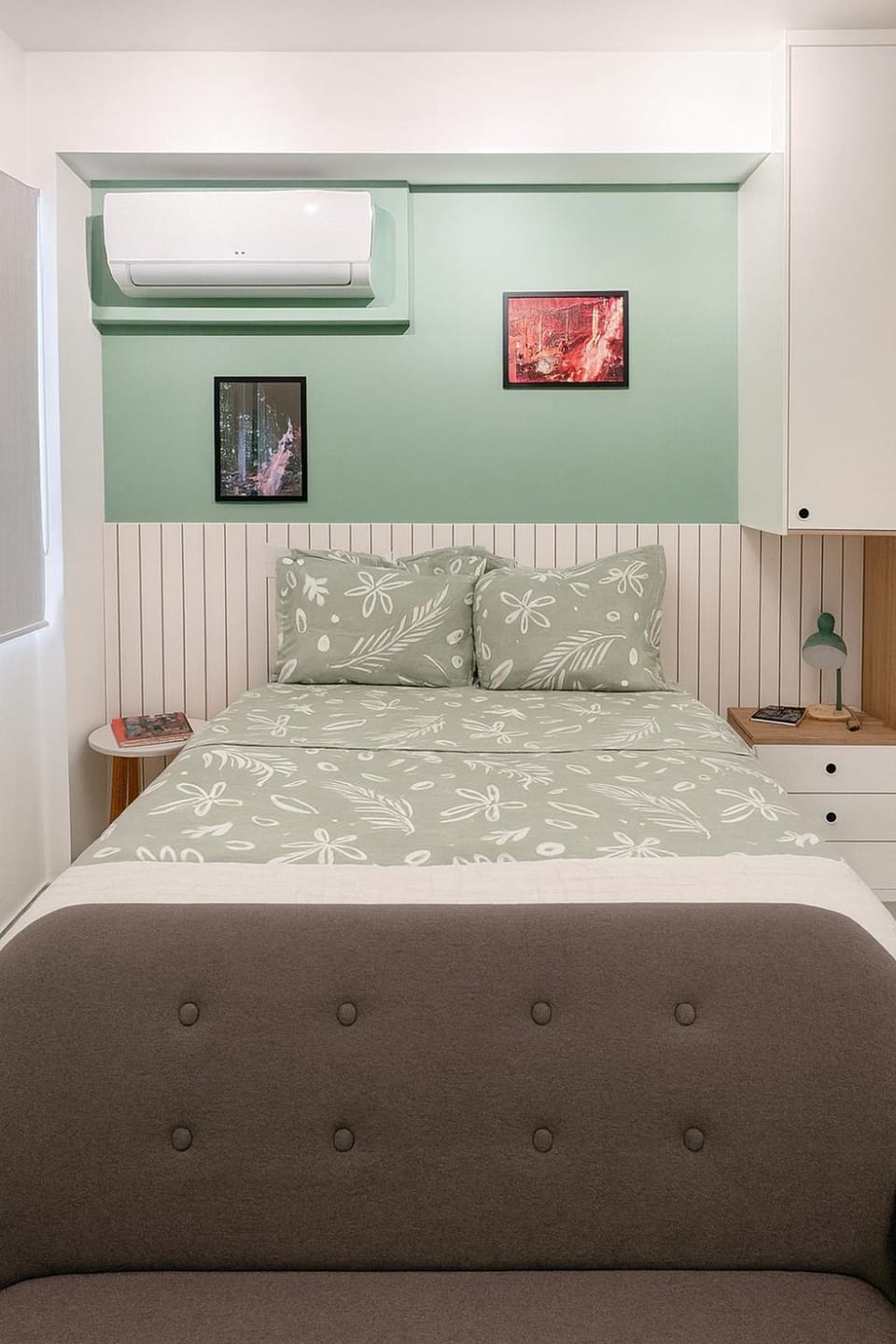 Bed, Photo of the whole room, Bedroom, air conditioner