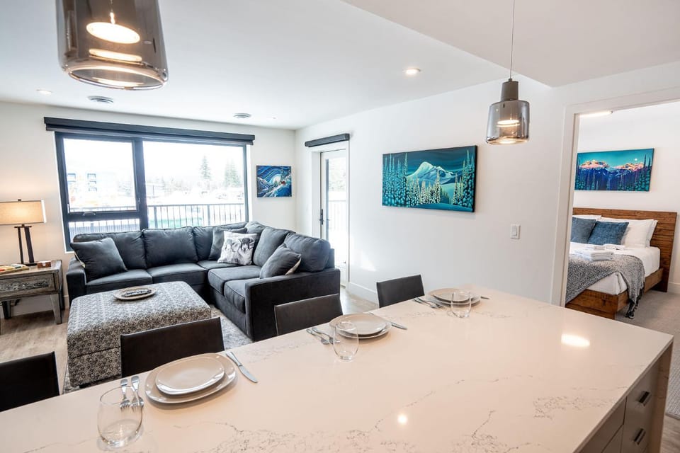 Switchback Suite by Revelstoke Vacations Apartment in Revelstoke