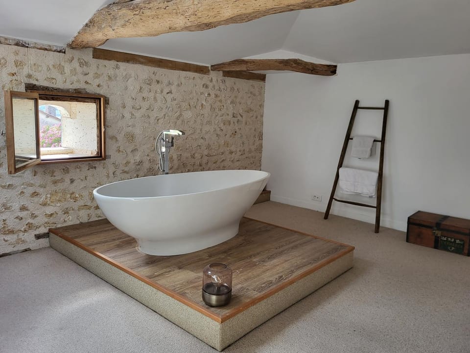Bathroom, Bath