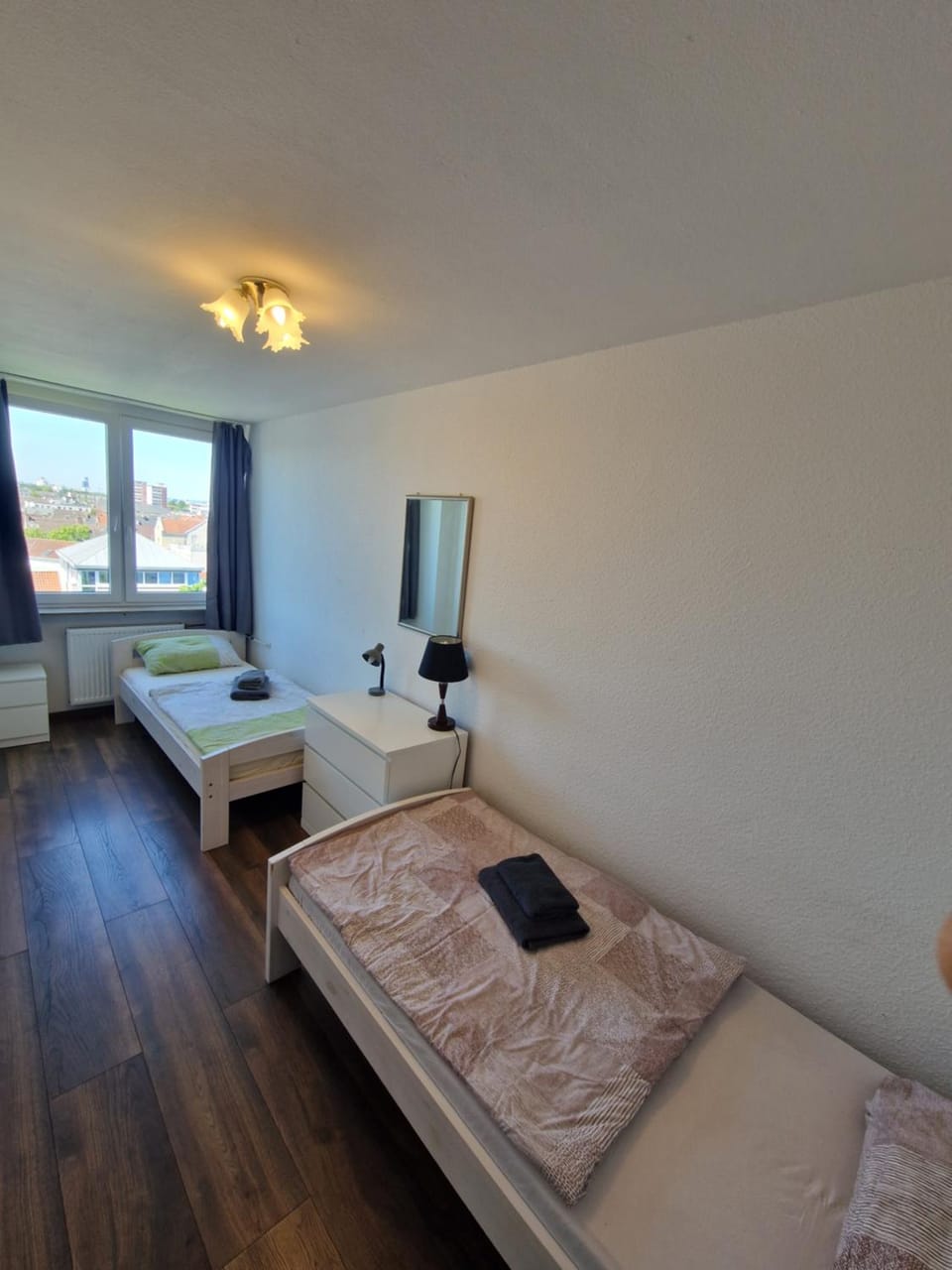 Zentral gelegenes Zwei-Zimmer Apartment mit Skylineblick Apartment in Offenbach