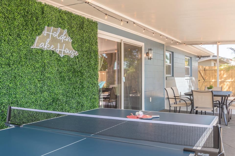 Table tennis