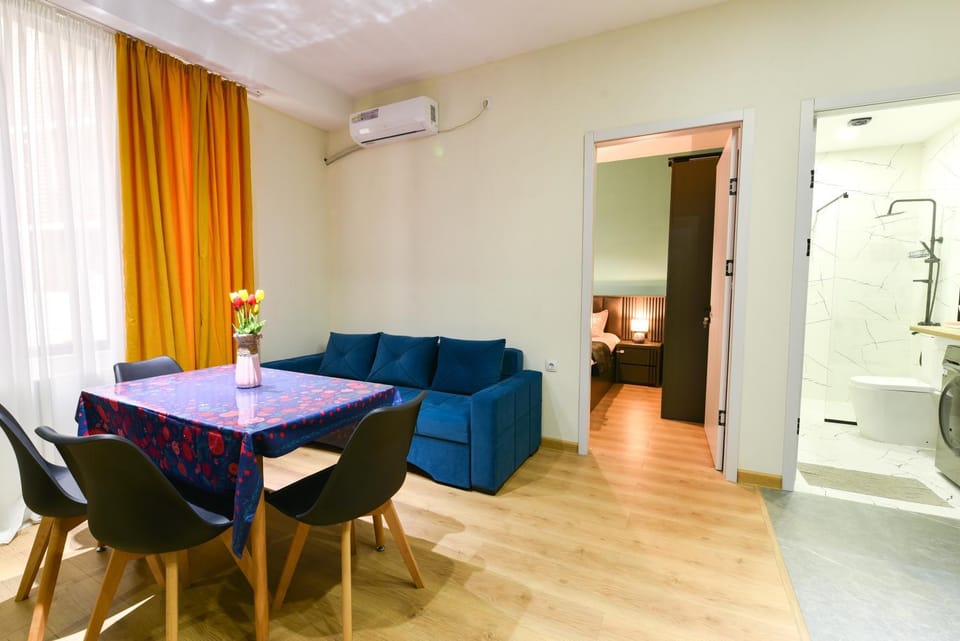 Living room, Bedroom