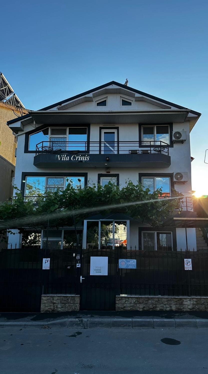 Vila Crinis Bed and Breakfast in Eforie Nord