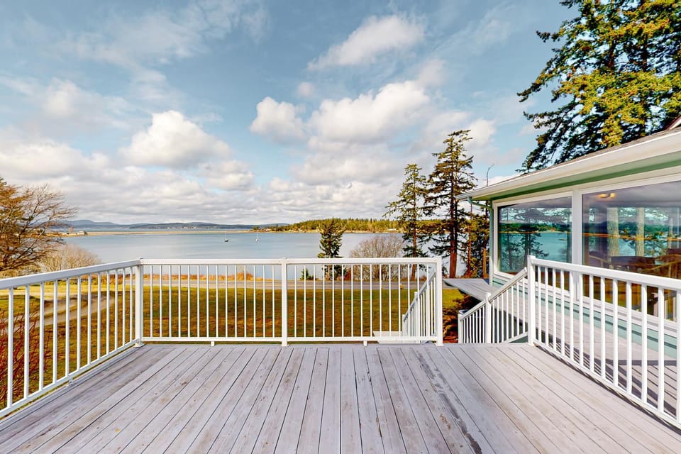 Gleeson's Bay House House in Lopez Island