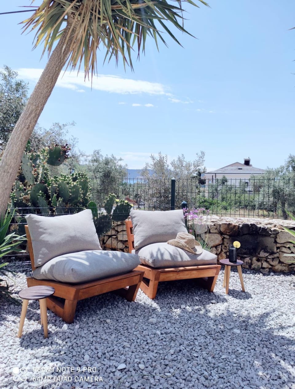 Seating area, Garden view