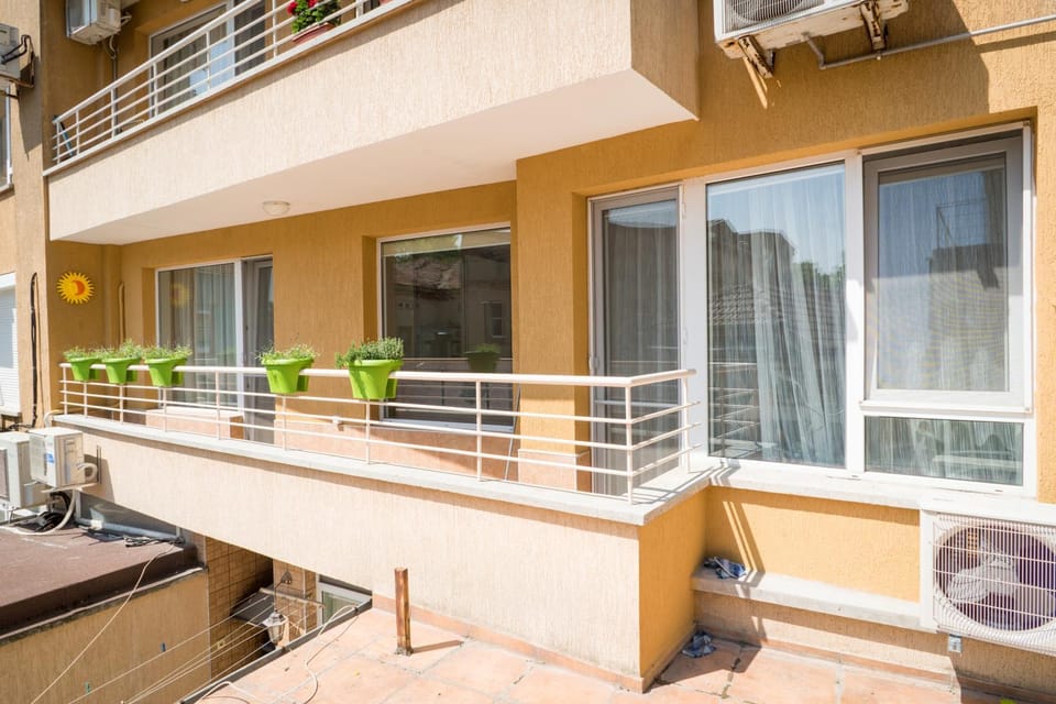 Sea grape wine flat in old center Apartment in Varna