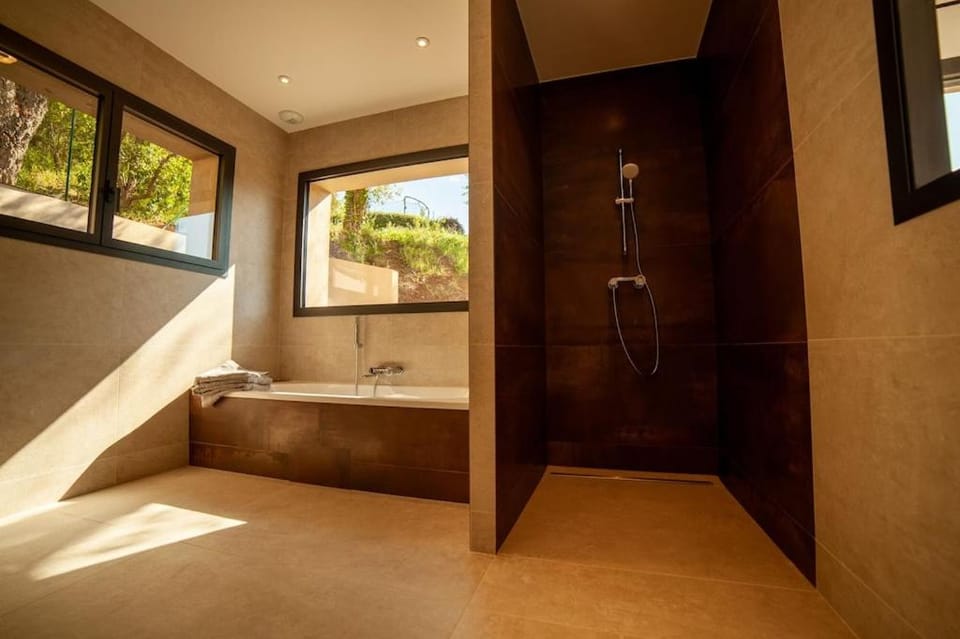 Shower, Bathroom, Bath