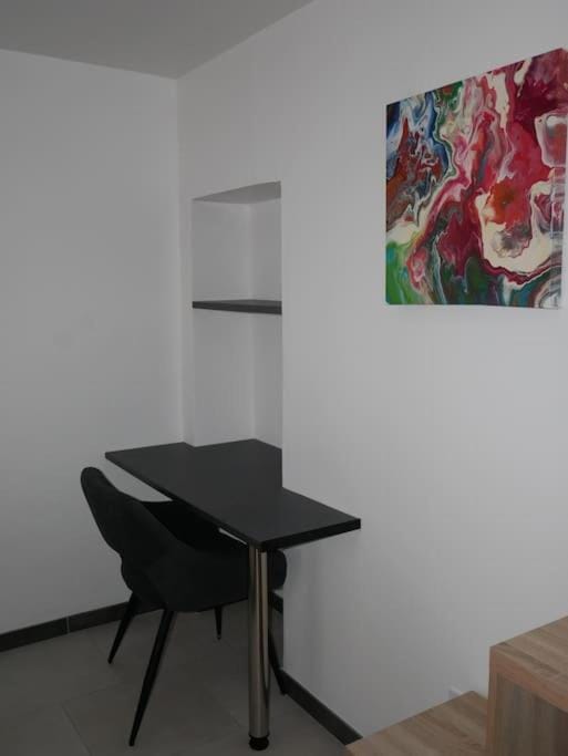 Studio Indépendant, au calme. Apartment in Pays de la Loire