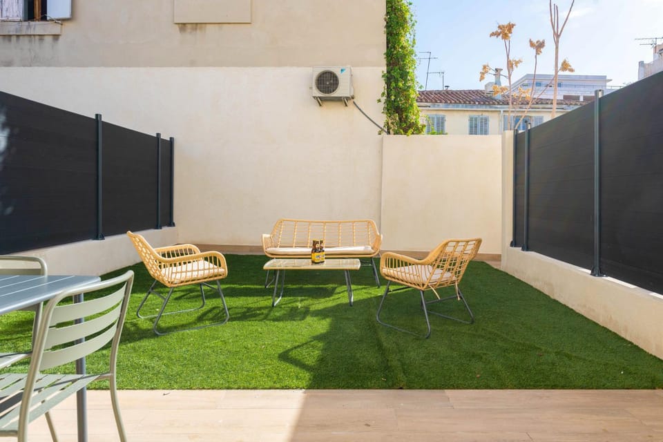 Patio, View (from property/room), City view