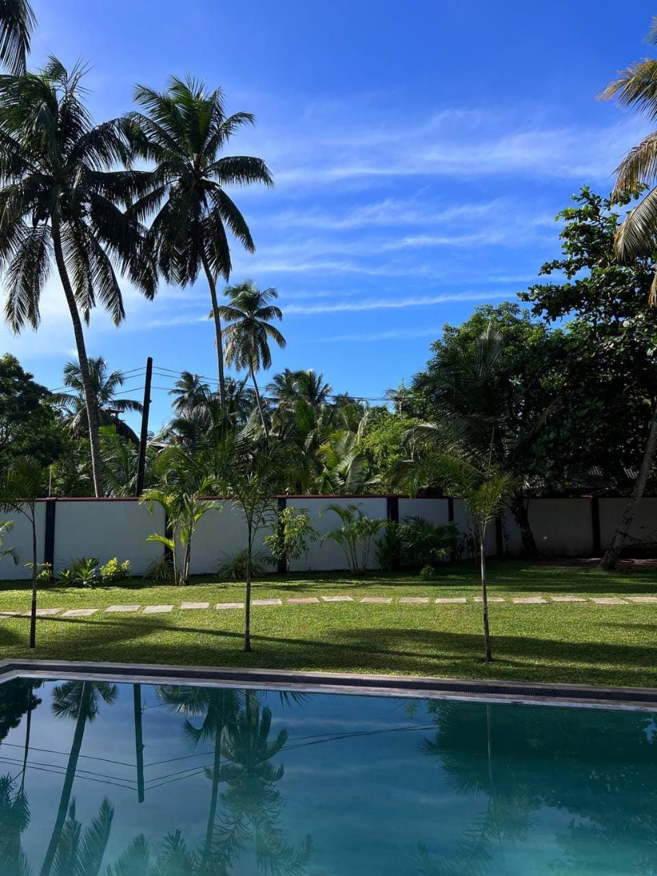 Property building, Garden, Garden view, Swimming pool