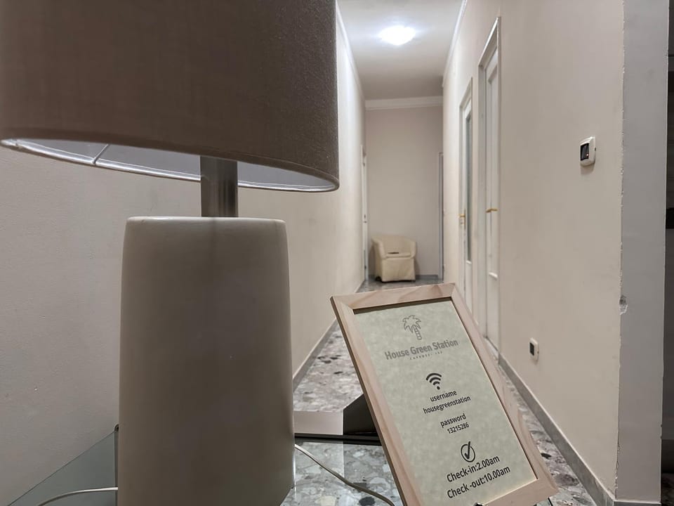 house green station Apartment in Bari