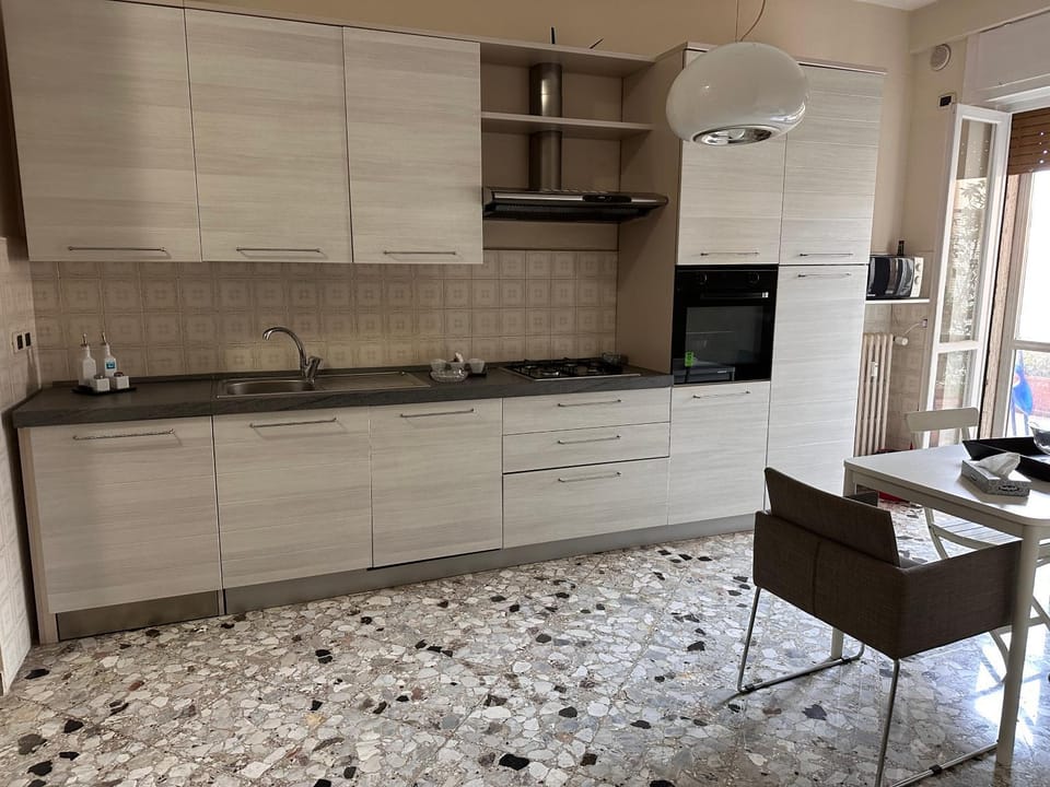 house green station Apartment in Bari