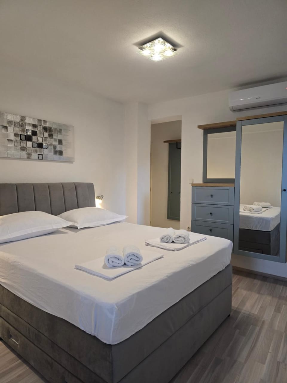Suites Hojalero Apartment in Split-Dalmatia County