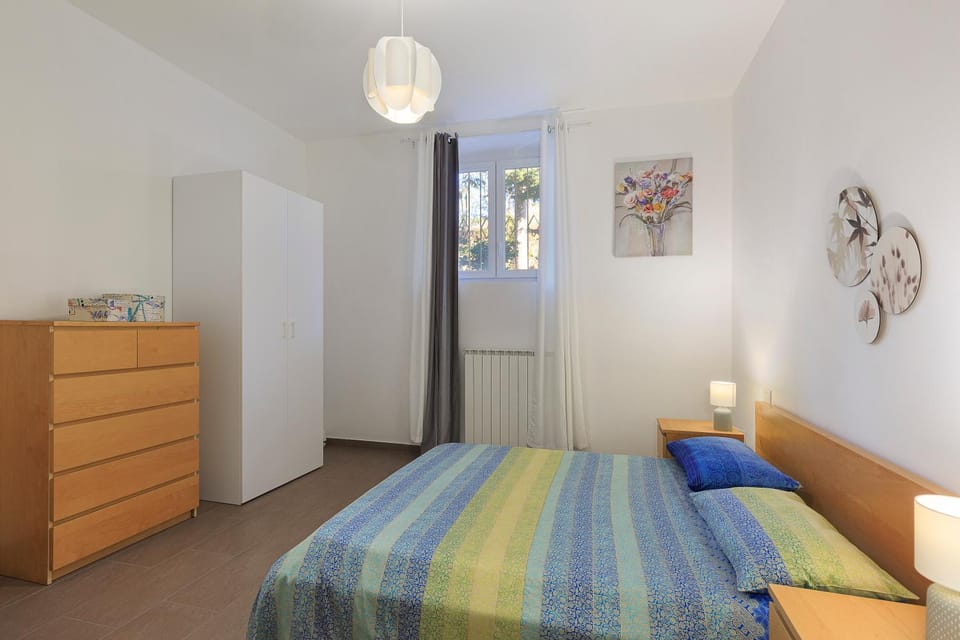 Spacious new 2 bdr walk-out apartment Apartment in Piedmont