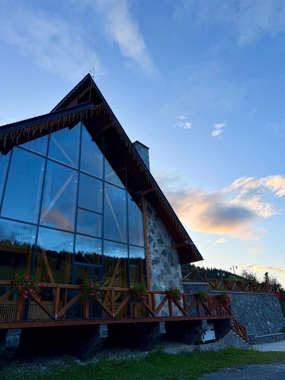 Pensiunea Colț de Rai Bed and Breakfast in Romania