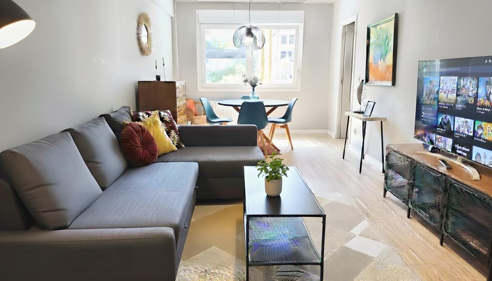 TV and multimedia, Living room, Seating area