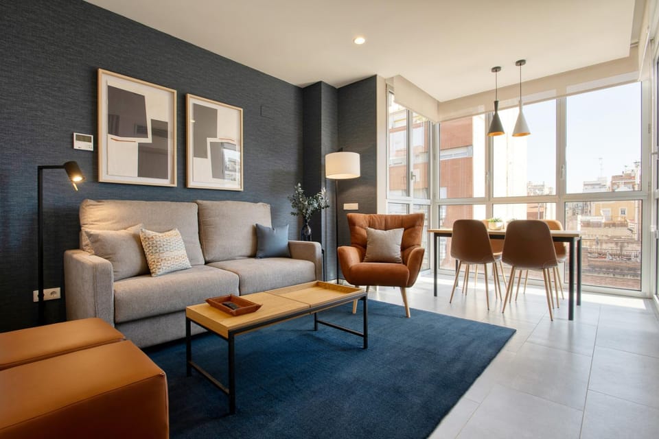 Living room, Seating area, Dining area