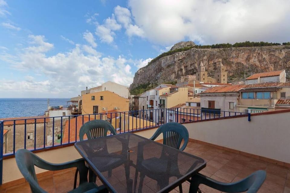 La Piazzetta Apartment in Cefalu
