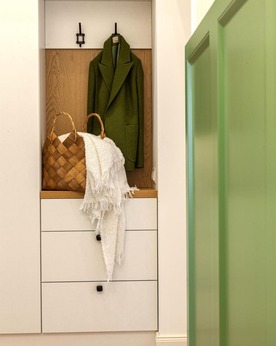 wardrobe