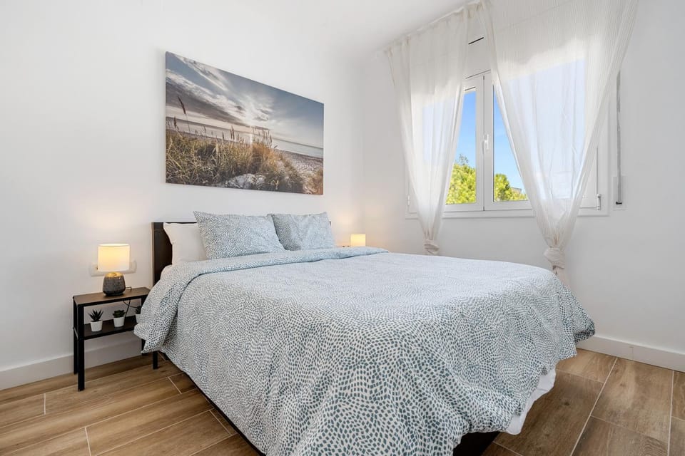 Living room, Bedroom