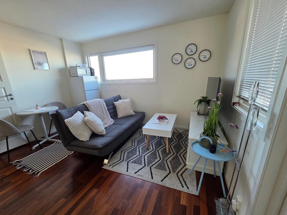 1 & 2 Bedrooms Gardemoen Oslo Gjerdrum Residents Apartment in Viken, Norway