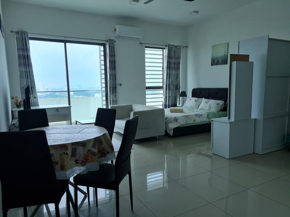 Hideaway at Cybersquare Apartment in Selangor, Malaysia