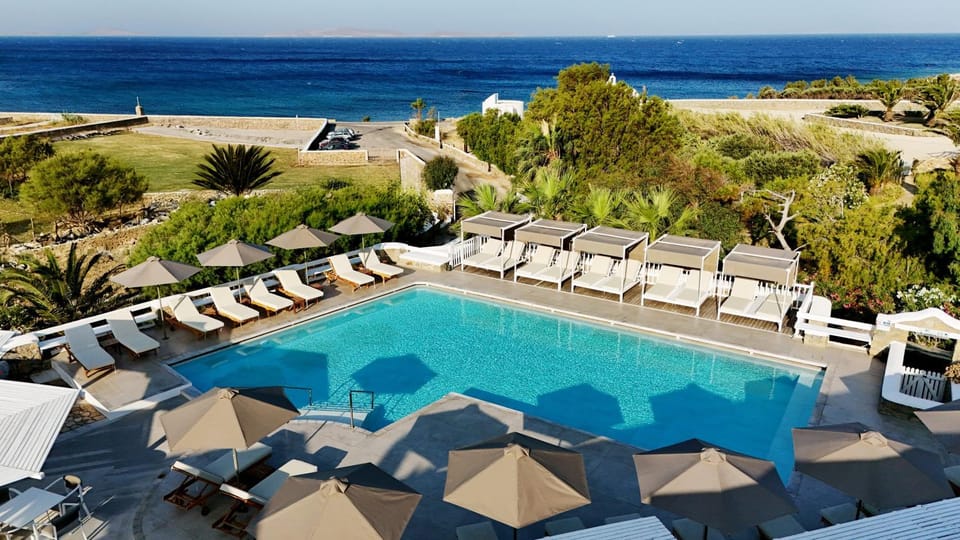 Day, Natural landscape, Beach, Pool view, Sea view, Swimming pool, Swimming pool, sunbed