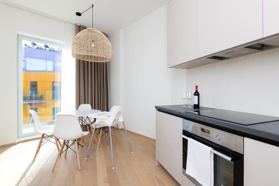 Kitchen or kitchenette, Dining area, minibar, pet friendly, stove