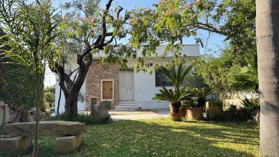 Property building, Garden, Garden view