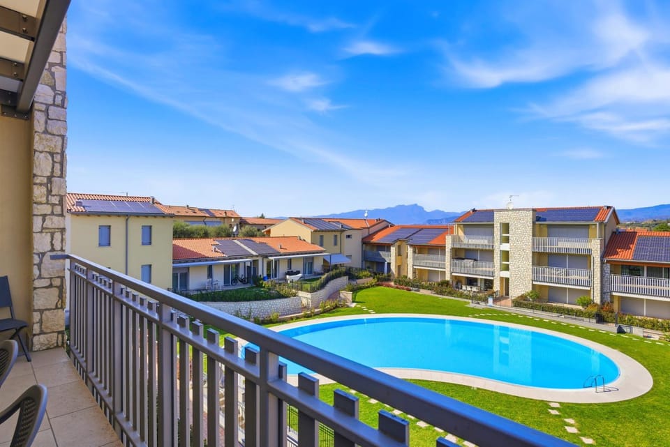 View (from property/room), Pool view
