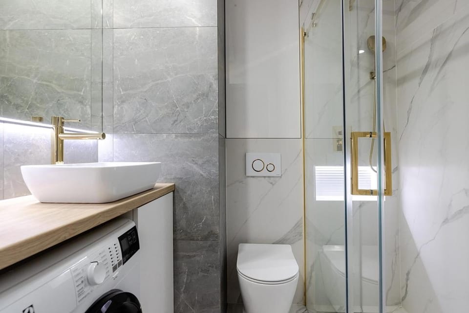 Shower, Toilet, washing machine