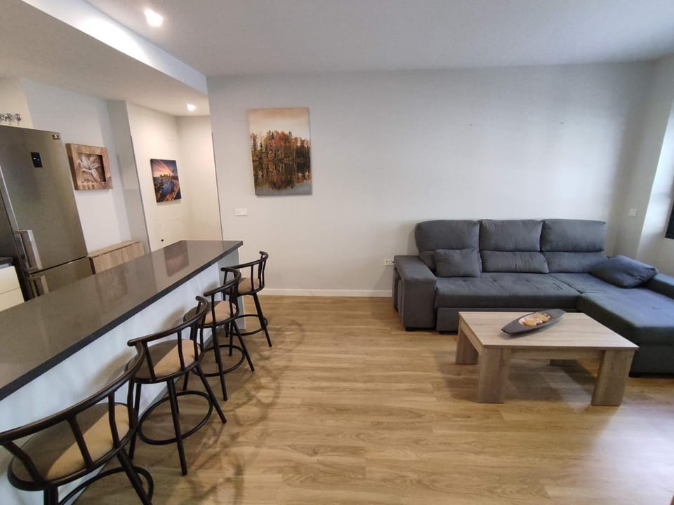 Kitchen or kitchenette, Living room