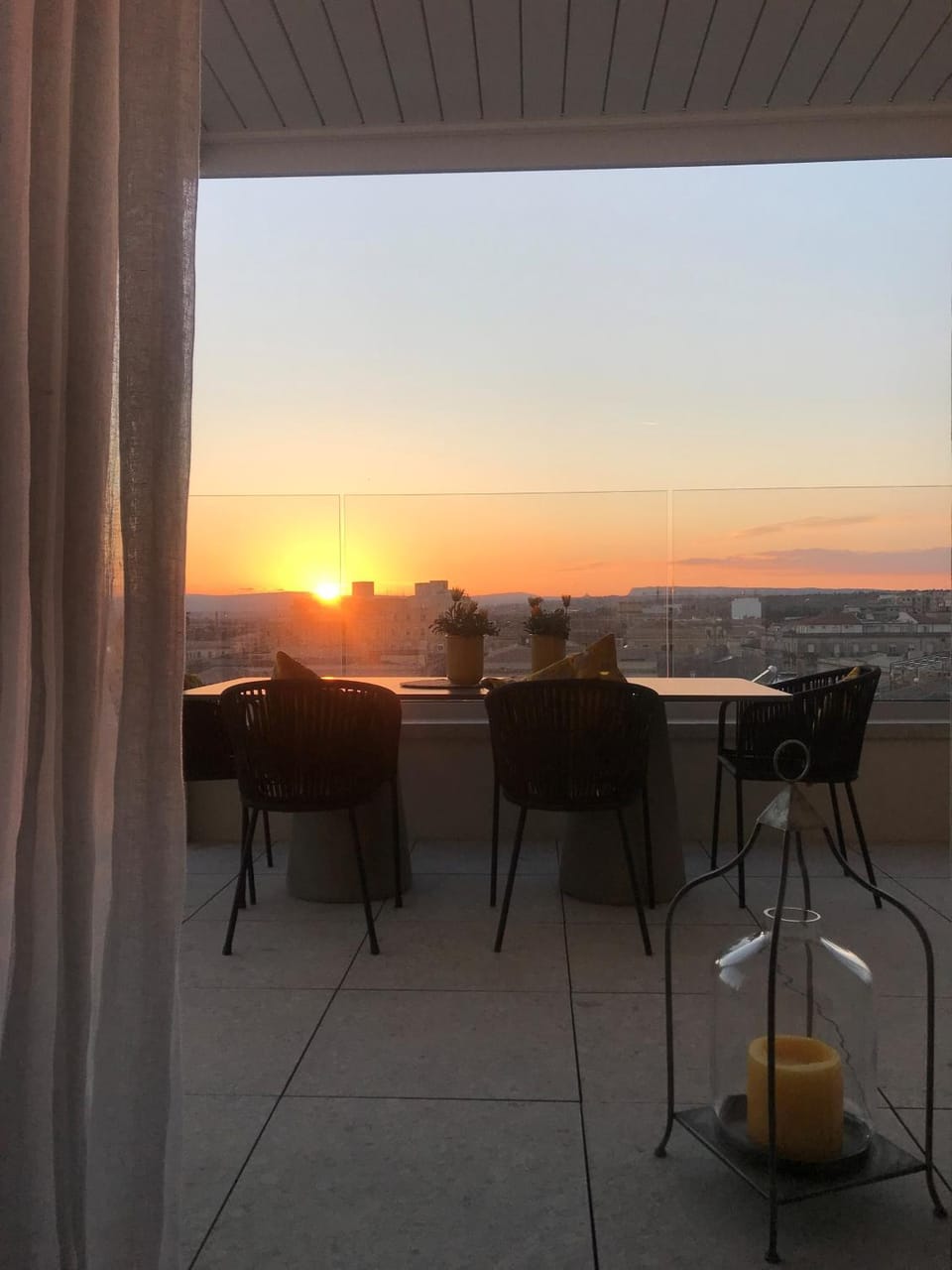 Balcony/Terrace, Dining area, Sunset