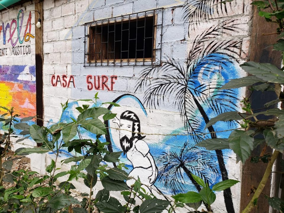 Casa surf arrels Hostel in Montanita