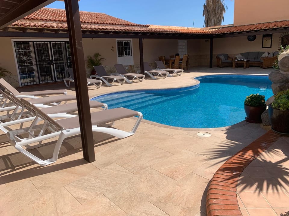 Balcony/Terrace, Swimming pool