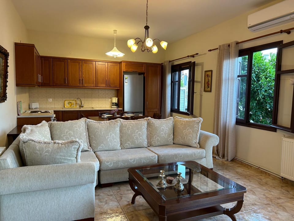 Living room, kitchen