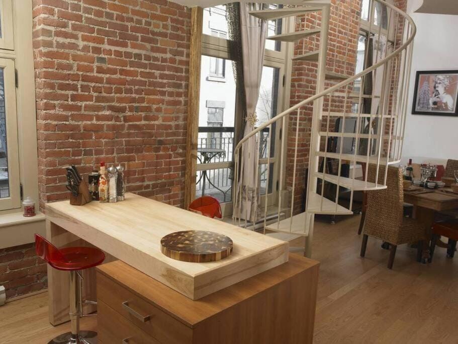 Loft au coeur du Vieux-Québec Apartment in Quebec City