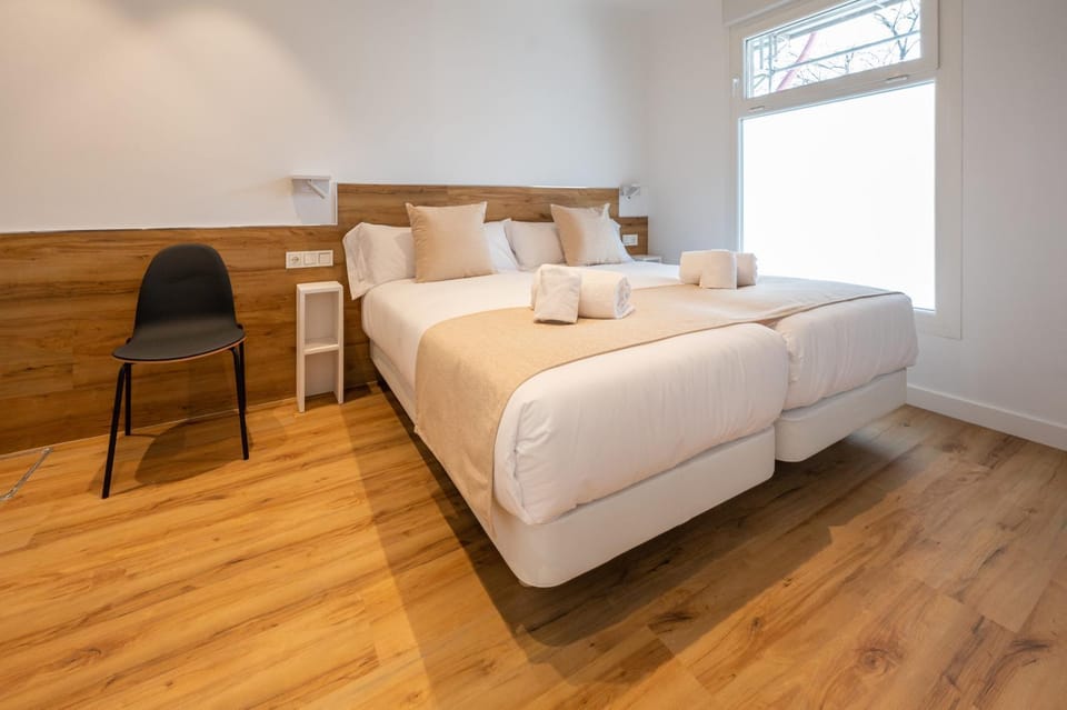 Elegant Rooms Lasarte Bed and Breakfast in Basque Country